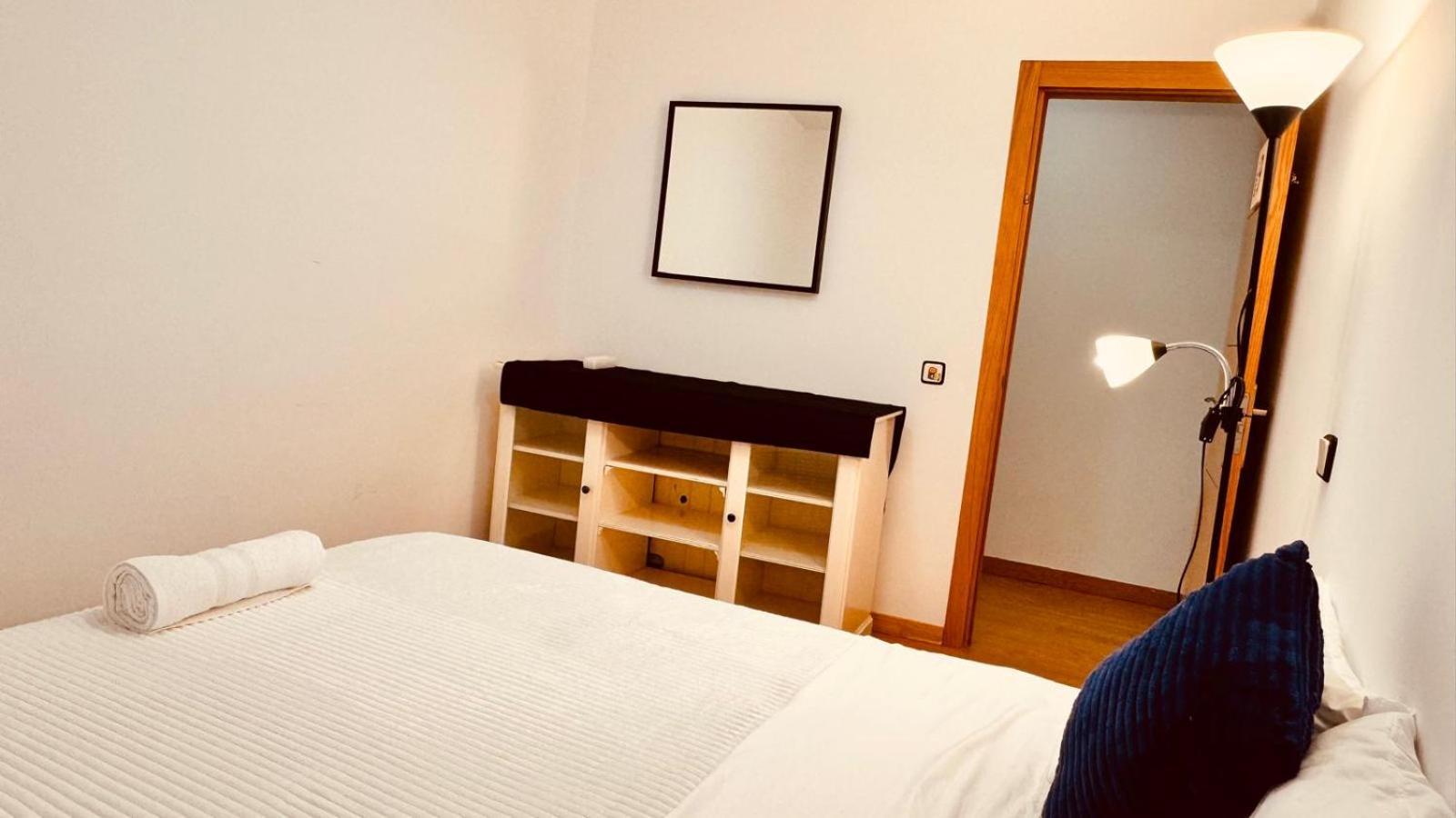 Apartamento Completo Para 8 Personas A 5 Minutos Del Aeropuerto E Ifema Lägenhet Madrid Exteriör bild
